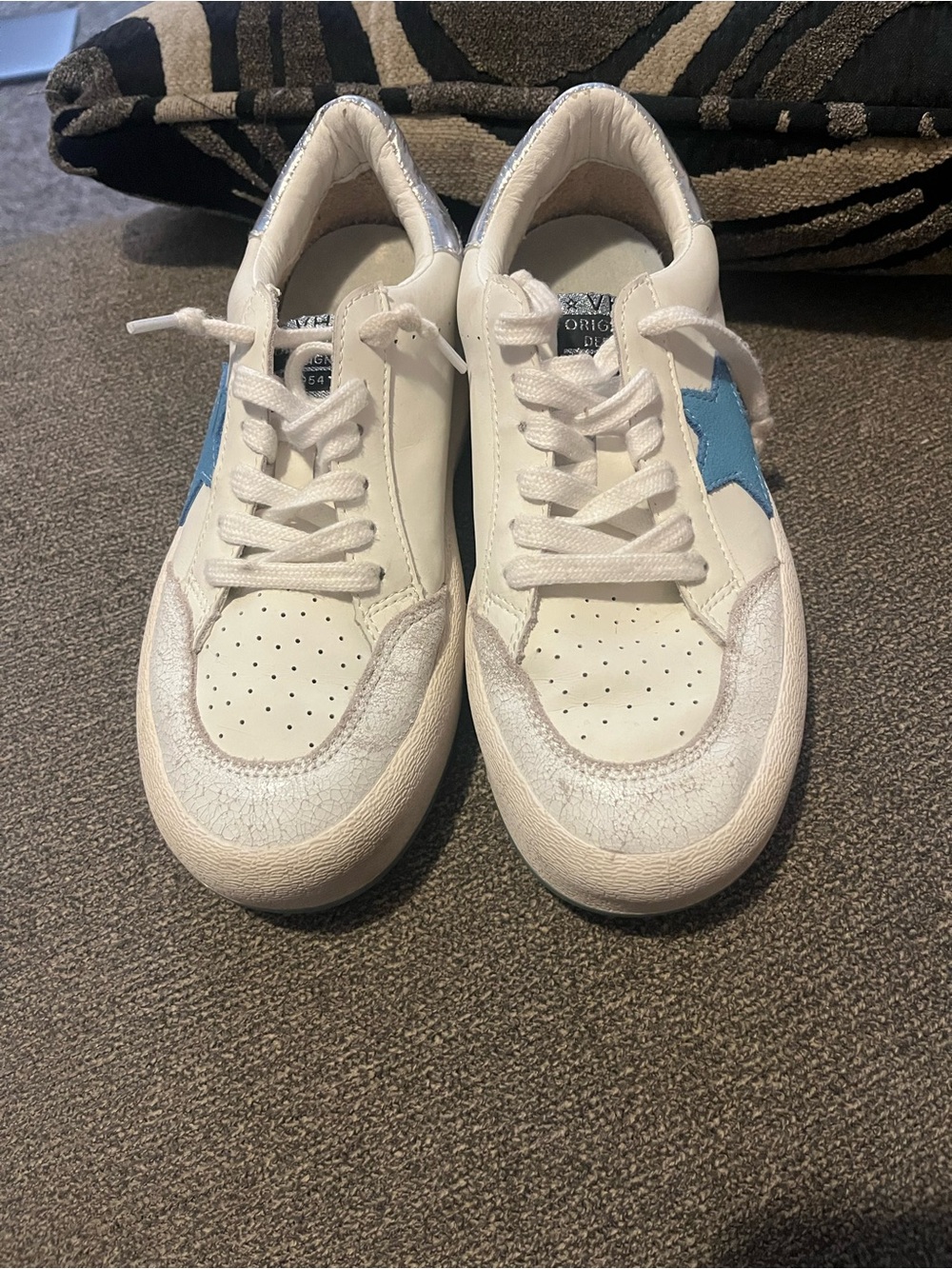 Vintage Havana White Sneakers with Blue Star Accent